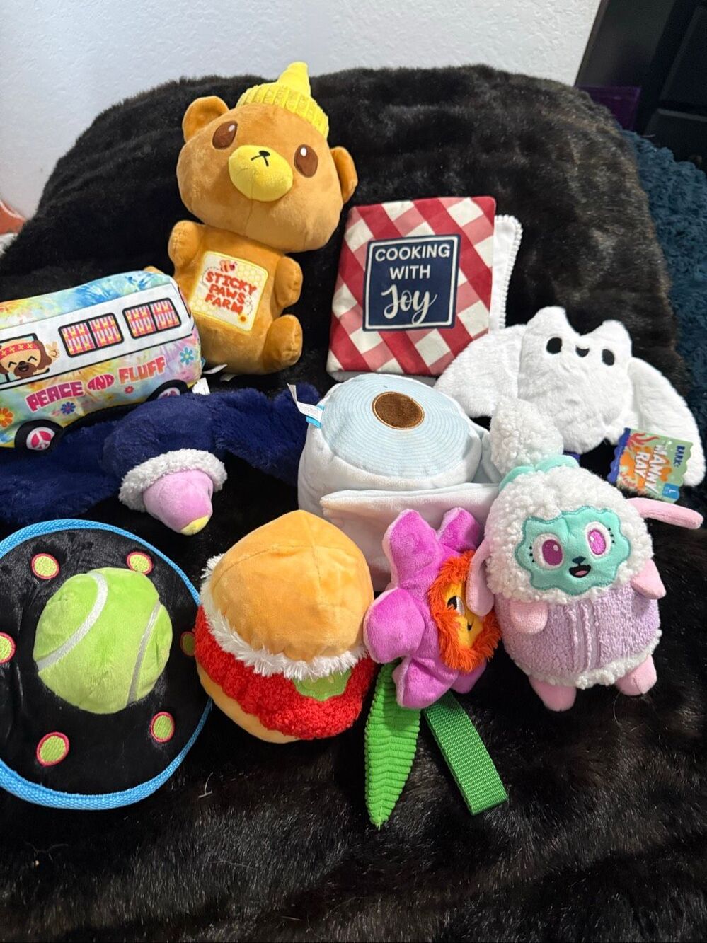 Bark Box Dog Toys Lot of 10 toilet paper mana ray Peace bus alien